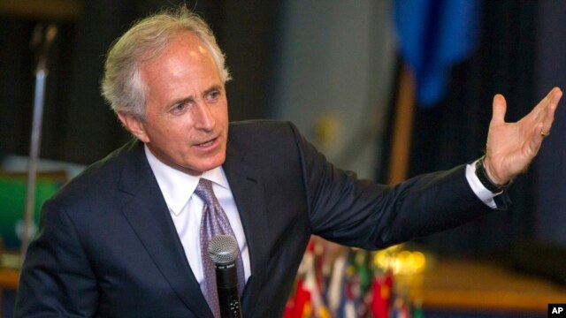 Thượng nghị sĩ đảng Cộng hòa Bob Corker nói: “Tôi không thấy có lý do gì chúng ta không thực hiện hàng tuần hay hàng tháng”.