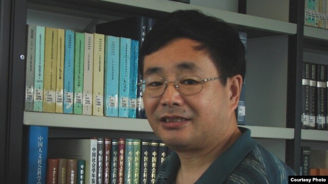 政治学家陈子明（美国之音海涛拍摄）