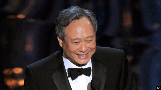 Đạo diễn Lý An tại lễ trao giải Oscars ở Dolby Theatre, Los Angeles, ngày 24/2/2013