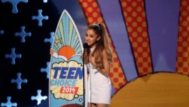 Ariana Grande at the Teen Choice Awards 2014 in Los Angeles, California