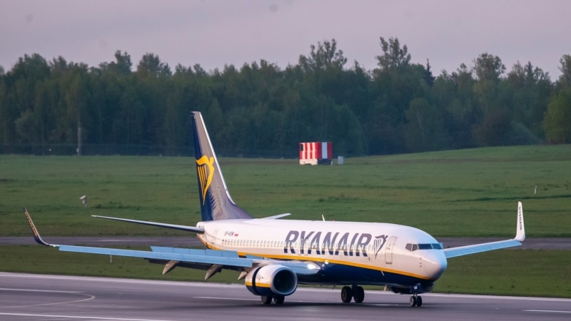        Ryanair  