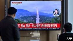 Un des missiles lancés mercredi a terminé sa course en mer à seulement 57 km de la ville sud-coréenne de Sokcho.