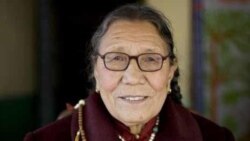བོད་ཀྱི་ཆབ་སྲིད་བཙོན་ཟུར་ཨ་མ་ཨ་བདེ་ལགས། 