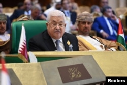 Palestinian President Mahmoud Abbas attends a session of the Arab League summit, Algeria, Nov. 2, 2022. (Algerian Presidency/Handout via Reuters)