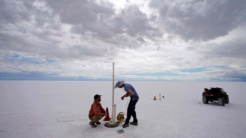 Famous American Salt Flats in Decline