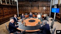 七國集團的外交部長們在德國明斯特出席七國集團外長會議。 （2022年11月3日）