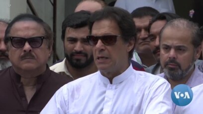Ousted Pakistani Prime Minister Khan Shot, Injured 