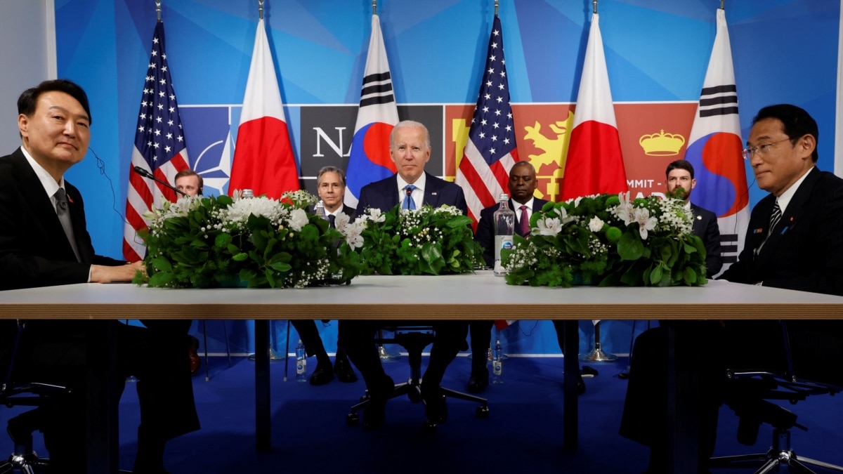 専門家「日米韓首脳会談、北朝鮮への強いメッセージ…軍事協力の具体案の可能性。
