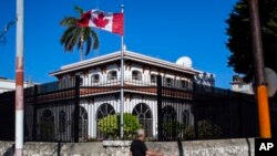 La agencia diplomática de Canadá, Global Affairs, dijo en un comunicado que los exámenes médicos confirmaron un 14to caso de una misteriosa enfermedad. 