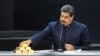Maduro dice firmó con Rusia nuevos acuerdos petroleros y para explotar oro en Venezuela 