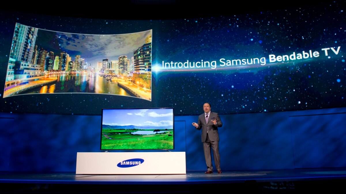 Samsung presenta el primer televisor con pantalla curva en la CES