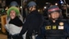 Полицијата го растура пропалестинскиот камп на Универзитетот на Калифорнија
