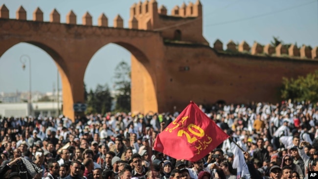 Protestuesit e mbledhur në Marok në përvjetorin e Pranverës Arabe
