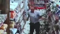 Soran Market Security Camera Footage of Earthquake in Real Time