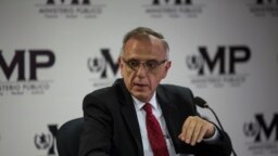 Iván Velásquez, jefe de la CICIG, participa en conferencia de prensa con la Fiscalía General de Guatemala, 19 de abril de 2018. (Foto: AP)