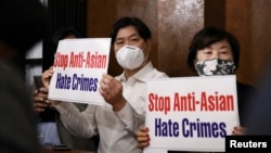 Các thành viên Ủy Ban Người Mỹ gốc Hàn ở Atlanta kêu gọi chấm dứt nạn thù ghét chống người Châu Á sau vụ thảm sát ở Atlanta, Georgia, 18 tháng Ba.