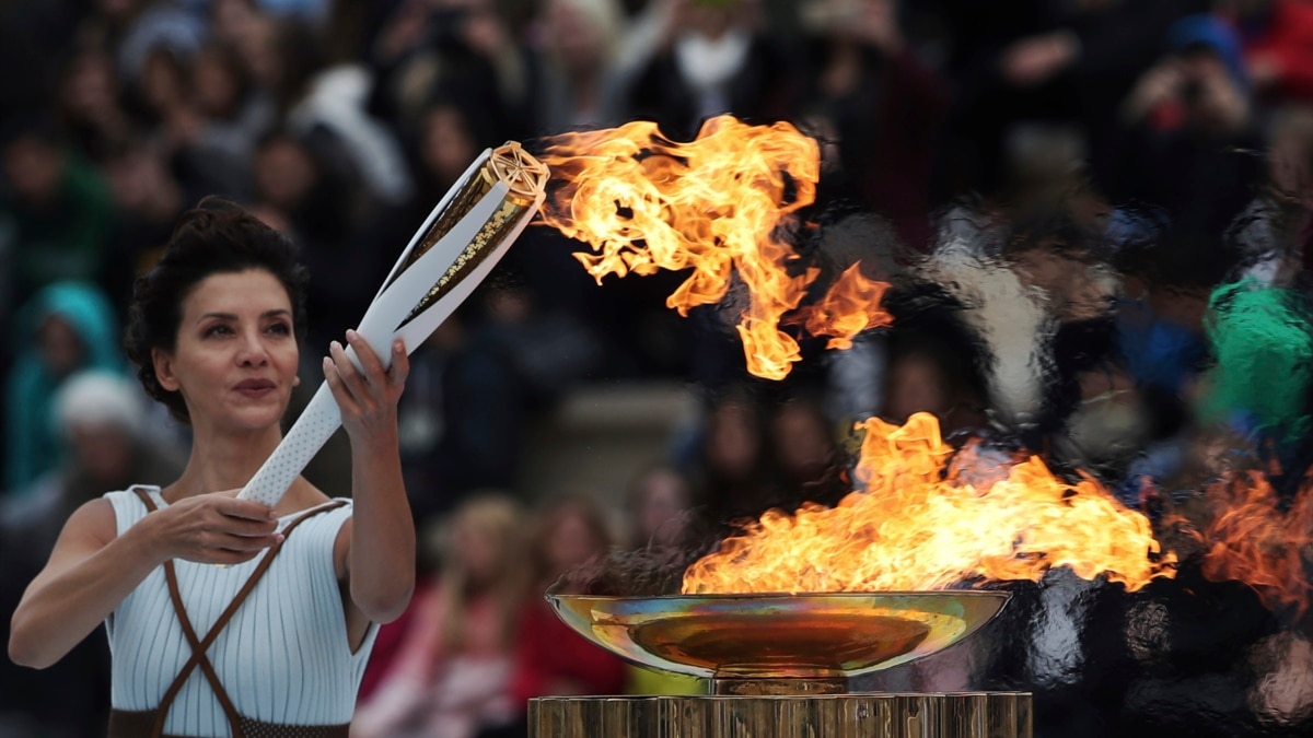 Olympic Flame Arrives in South Korea for 2018 Winter Games