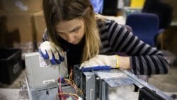 PC Recycler Strikes Gold in Old Computer Chips