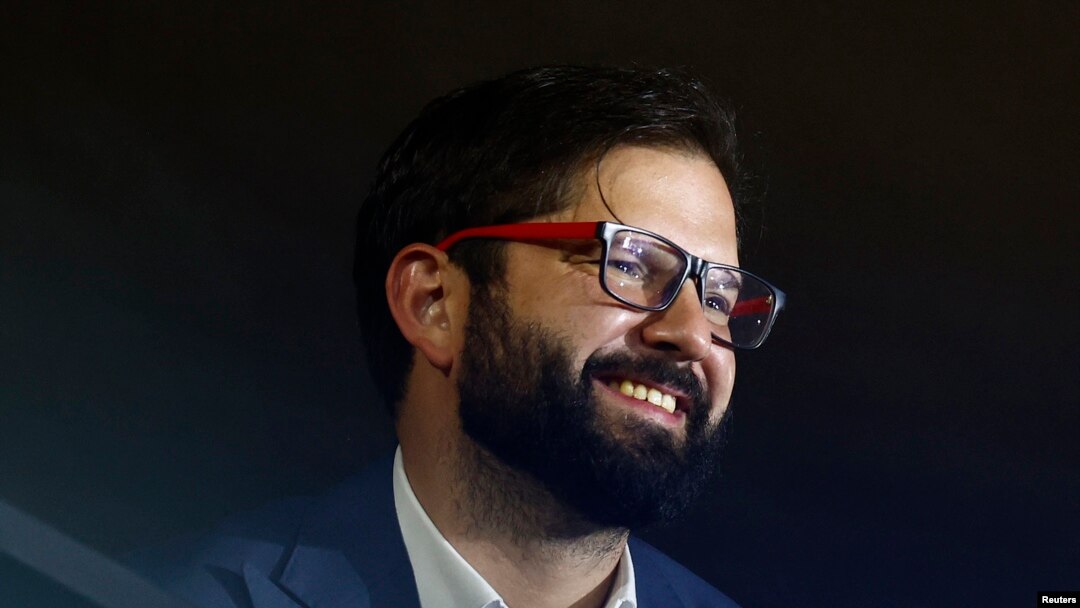 El presidente de la República de Chile, Gabriel Boric durante la Ceremonia de Apertura de los Juegos Panamericanos, en Santiago, el 20 de octubre de 2023.
