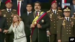 تصویر تلویزیونی از صحنه حمله به نیکلاس مادورو