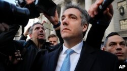 Michael Cohen pandan li t ap antre nan yon tribinal federal nan New York jedi 29 novanm 2018 la.