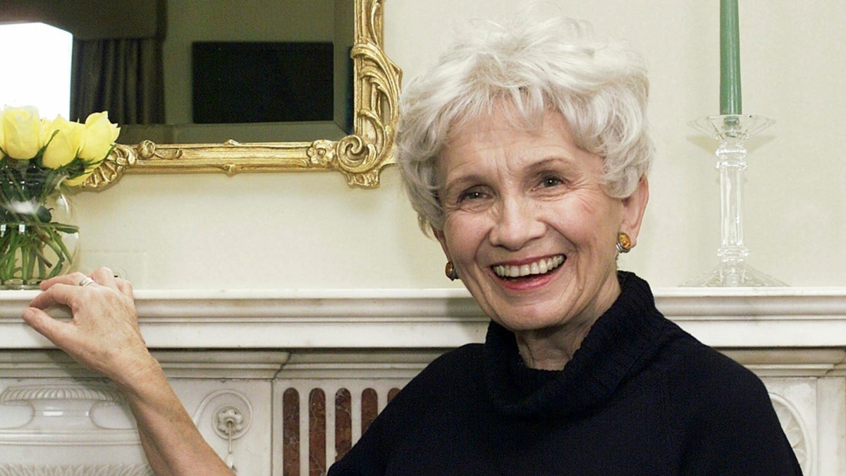 Nobel Prize-winning brief story author Alice Munro dies