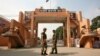 Pakistan, Ấn Độ vẫn làm lễ ở biên giới sau vụ đánh bom