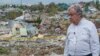 Sekjen PBB Antonio Guterres terdiam beberapa kali saat meninjau daerah terparah terdampak gempa bumi di Balaroa, Palu, Sulawesi Tengah, 12 Oktober 2018.