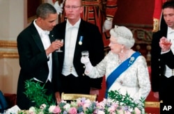 سابق امریکی صدر صدر براک اوباما نے اپنے دور حکومت میں ملکہ ایلزبیتھ سے ملاقات کی
