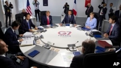 Foto tomada el 26 de agosto del 2019 de los líderes del G7 en una cumbre en Biarritz, Francia. (Ian Langsdon, Pool via AP, File).