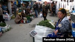تصویری از یک بازار در تاجیکستان