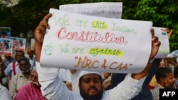 بھارت میں 'شہریت قانون' کے خلاف مختلف شہروں میں جاری احتجاج کی شدت میں مزید اضافہ ہو گیا ہے۔