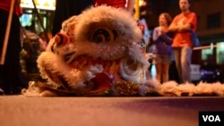 The head of the dragon used by the Chung Wah Dance Troupe. The dragon represents good luck and prosperity, February 2, 2013 (Peter Cox/VOA). 