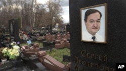 Tombstone of lawyer Sergei Magnitsky, who died in jail, at a cemetery in Moscow, Nov. 16, 2012.