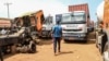 Les chauffeurs routiers camerounais dénoncent le manque de sécurisation des travailleurs se rendant en Centrafrique et menacent d'entrer en grève.