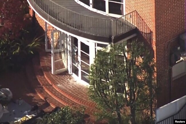 A screen grab taken from video shows damage to the home of U.S. House Speaker Nancy Pelosi after her husband Paul Pelosi was violently assaulted during a break-in at their house in San Francisco, California, U.S., October 28, 2022. (KGO TV via ABC via REUTERS)