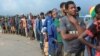 Vanhu vakavhiringidzwa nedutumupengo Cyclone Idai vakamirira kupiwa rubatsiro kuChimanimani, Manicaland.
