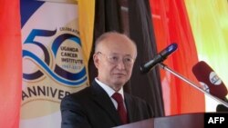 Yukiya Amano, directeur général de l'Agence internationale de l'énergie atomique (AIEA), donne un discours à Kampala, en Ouganda, le 19 janvier 2018.