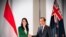 Presiden Joko Widodo dan Perdana Menteri Selandia Baru Jacinda Ardern melangsungkan pertemuan di sela KTT APEC di Bangkok, Thailand, pada 18 November 2022. (Foto: Biro Setpres RI)