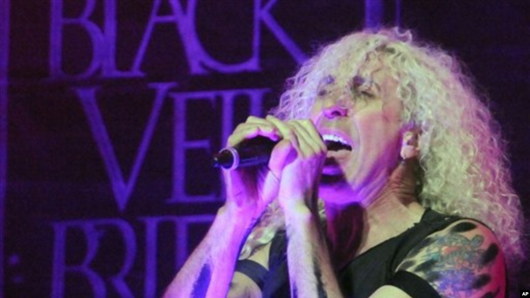 Vokalis utama “Twisted Sister” Dee Snider telah meminta tim kampanye Paul Ryan untuk tidak memainkan lagu kelompoknya yang berjudul: "We're Not Gonna Take It" (foto: dok). 