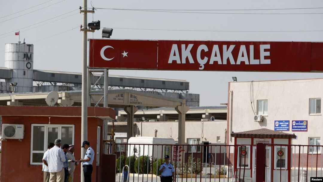 Turkiyaning Suriya chegarasiga yaqin Akchakale shahri, 4-oktabr, 2012-yil.