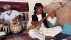 د خېبر پښتونخوا د صوابۍ سندرغاړي طفېل باچا سره مرکه
