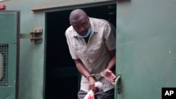 UMnu. Hopewell Chin’ono.