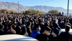 مراسم خاکسپاری عرفان کاکایی و بهاءالدینویسی در جوانرود