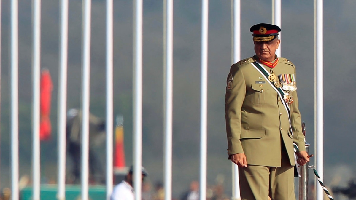 Pakistani Foji Ka Xxx - Pakistan Probes Rare Media Leak of Powerful Army Chief's Family Wealth