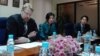 Jarkko Turunen, left, deputy chief of the International Monetary Funds’ Asia Pacific Division, talks to a group of journalists in a roundtable discussion, Phnom Penh, Cambodia, July 25, 2017. (Aun Chhengpor/VOA Khmer) 