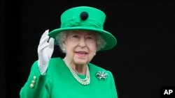 FILE - Queen Elizabeth II a fadar Buckingham da ke London, Yuni 5, 2022