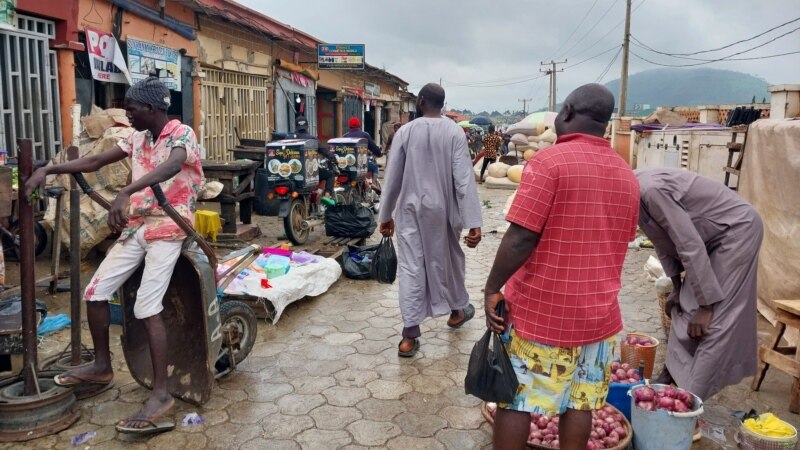 Sécurité renforcée au Nigeria après une alerte aux attentats