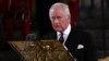 Raja Inggris Charles III menyampaikan pidato pertamanya di hadapan parlemen Inggris di Westminster Hall, London pusat, 12 September 2022. (Ben Stansall / berbagai sumber / AFP)