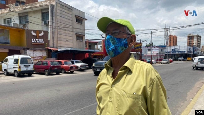 Guillermo Suárez, obrero universitario habla sobre el alza en los precios de los alimentos, en Maracaibo, Venezuela el 6 de septiembre de 2022. [Foto: VOA / Gustavo Ocando]